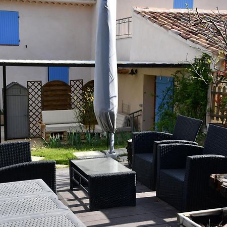 L'Ocabee Villa La Tour-dʼAigues Kültér fotó